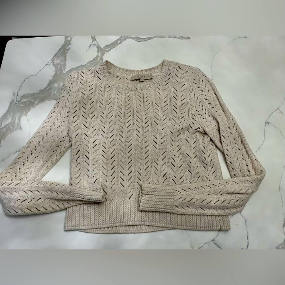 LOFT cropped light sweater